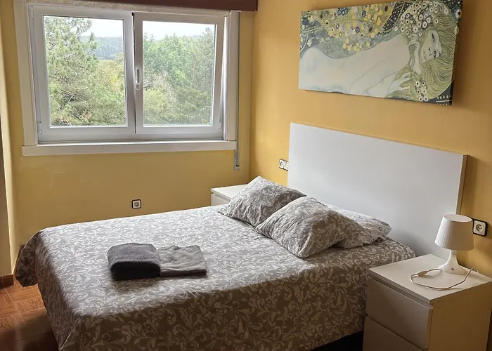 Grupo Gontad Cordobes, Ponteceso Lägenhet